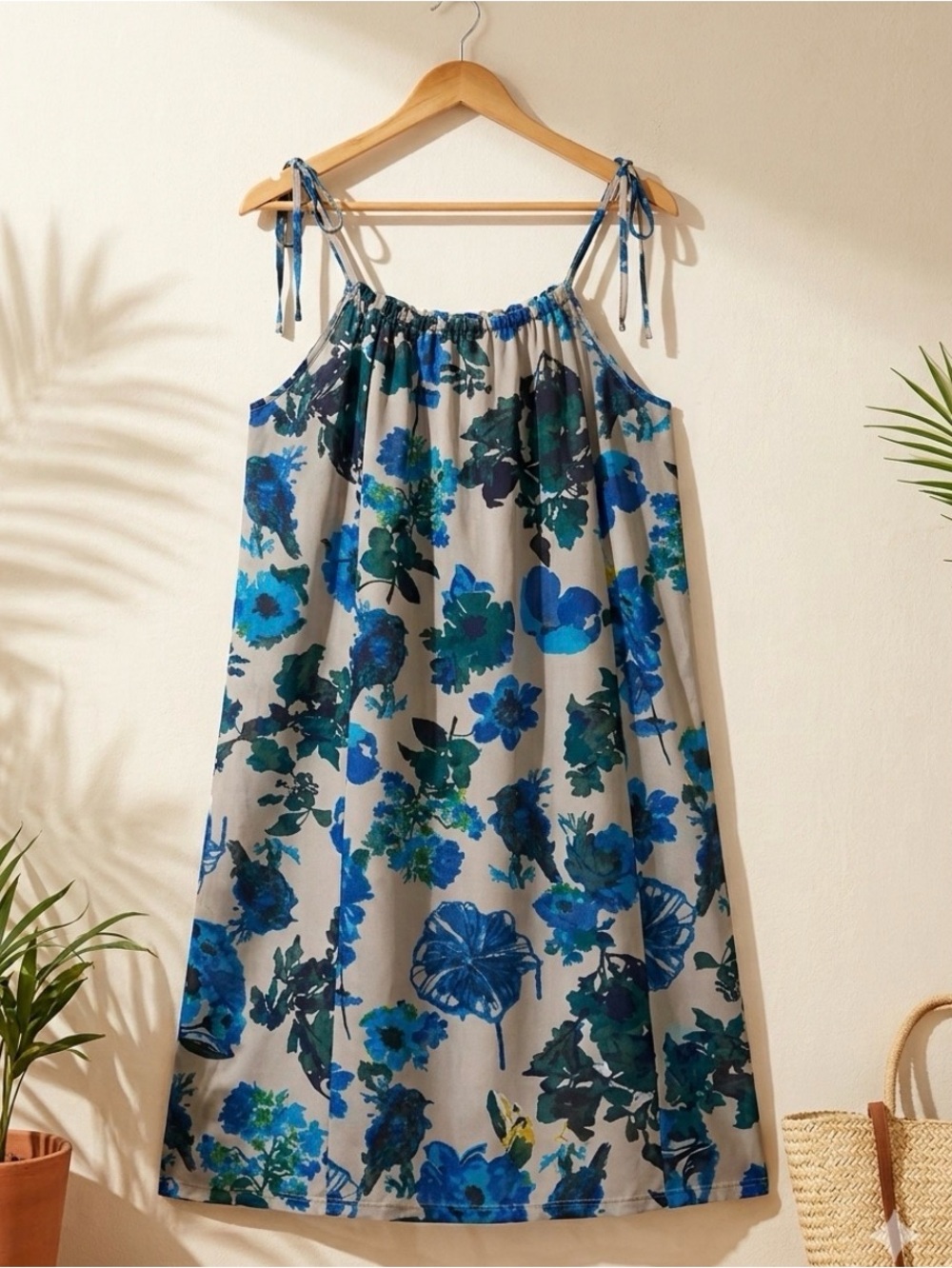 NWT Maaji Women’s Floral Camisole in Blue and Cream Mini Dress Cover up Size M